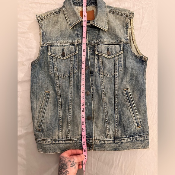 Gap Jean cutoff vest - Picture 3 of 5